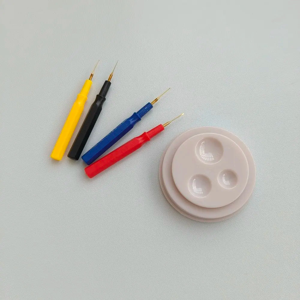 Watch Oiler Kit - Štyri jemné olejové aplikátory a pohár