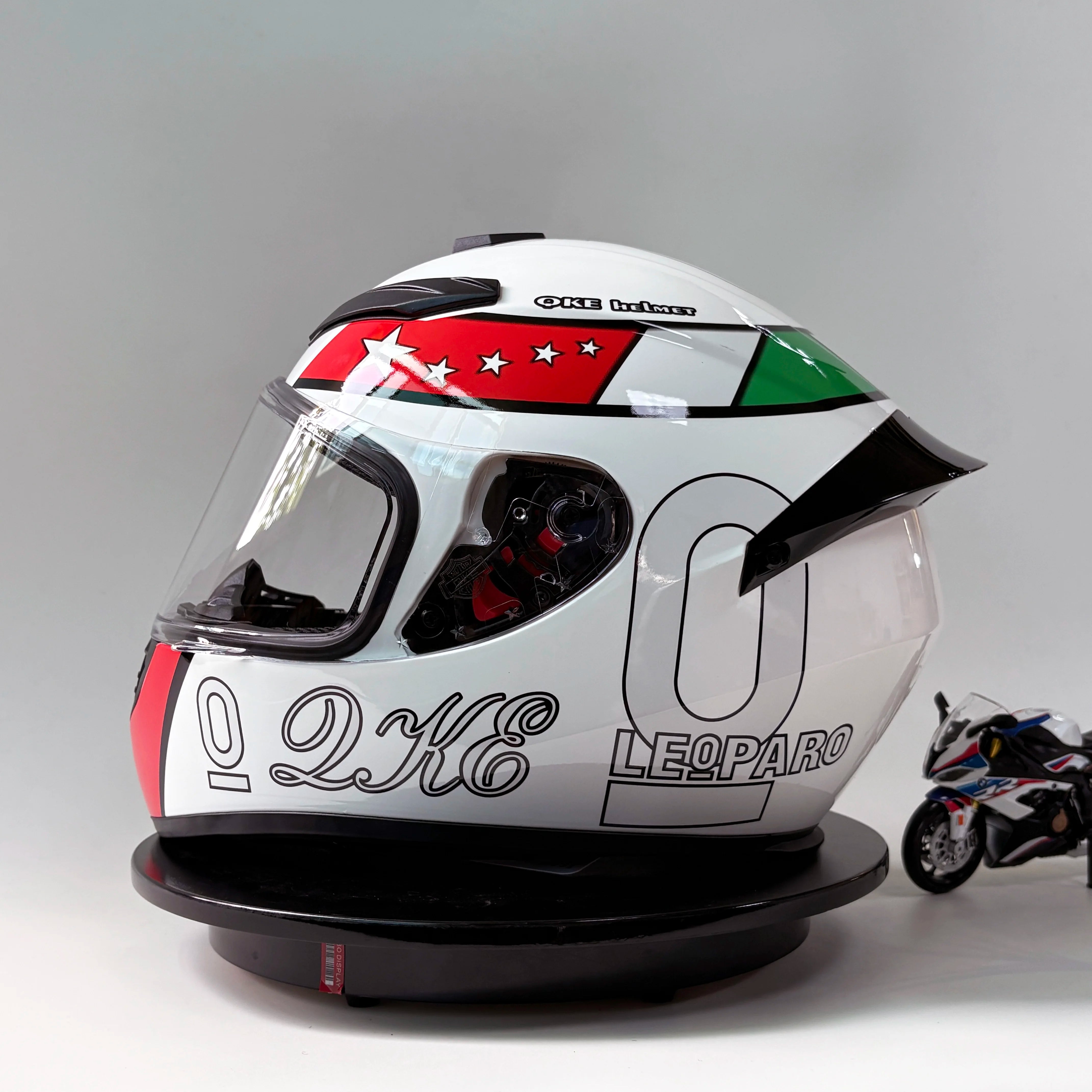 Full Face Racing Motorcycle Helmet with Anti-Fog Vintage Style
