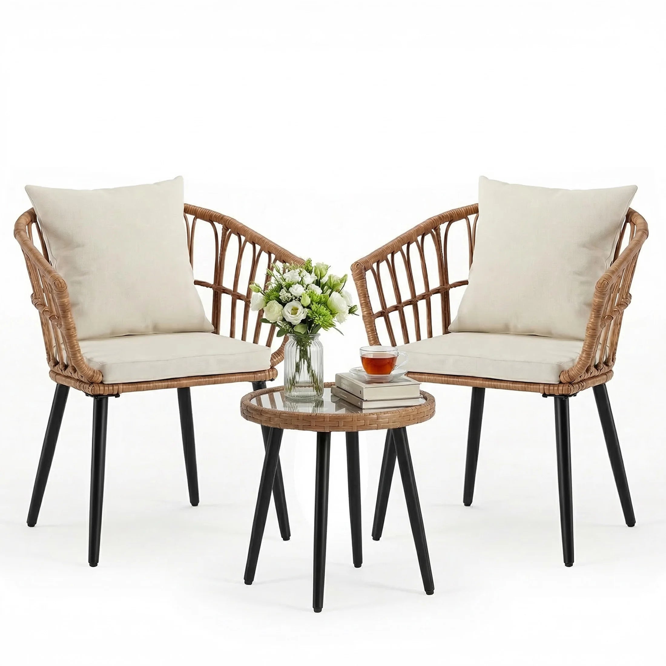 Set da esterno JHK 3 pezzi in vimini con cuscino morbido e tavolo con struttura in acciaio e vetro, sedie da patio intrecciate a mano per giardino e prato