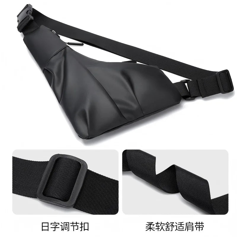 Driehoekige crossbody-tas met verstelbare riem