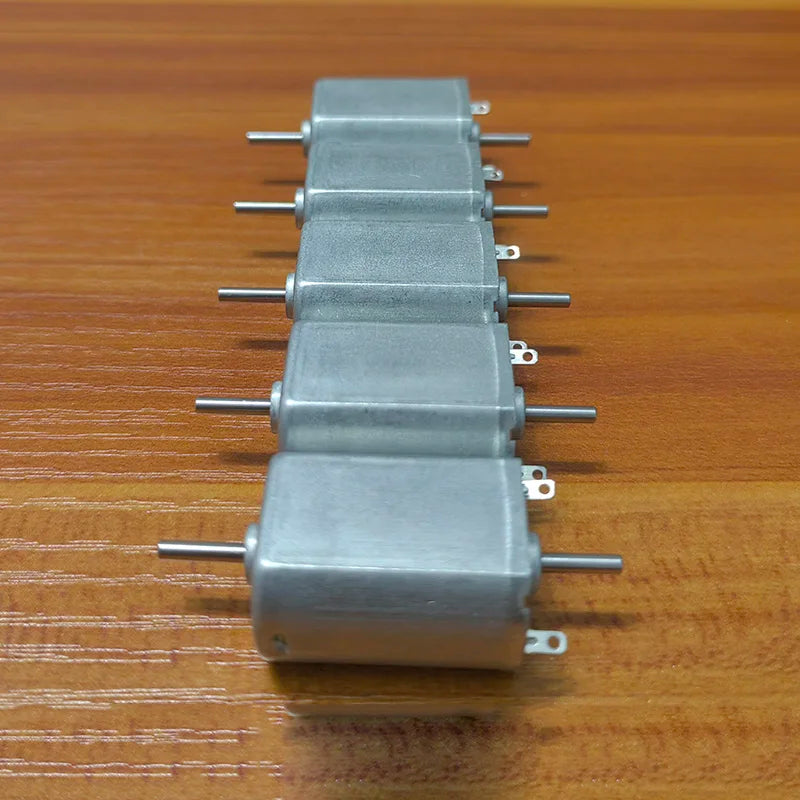 HO 1:87 Model Train Motor, Three-Pole 12 V, One Piece