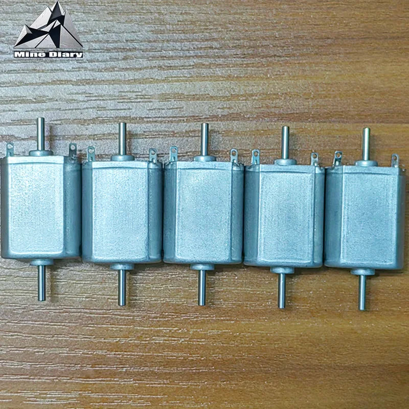 HO 1:87 Model Train Motor, Three-Pole 12 V, One Piece