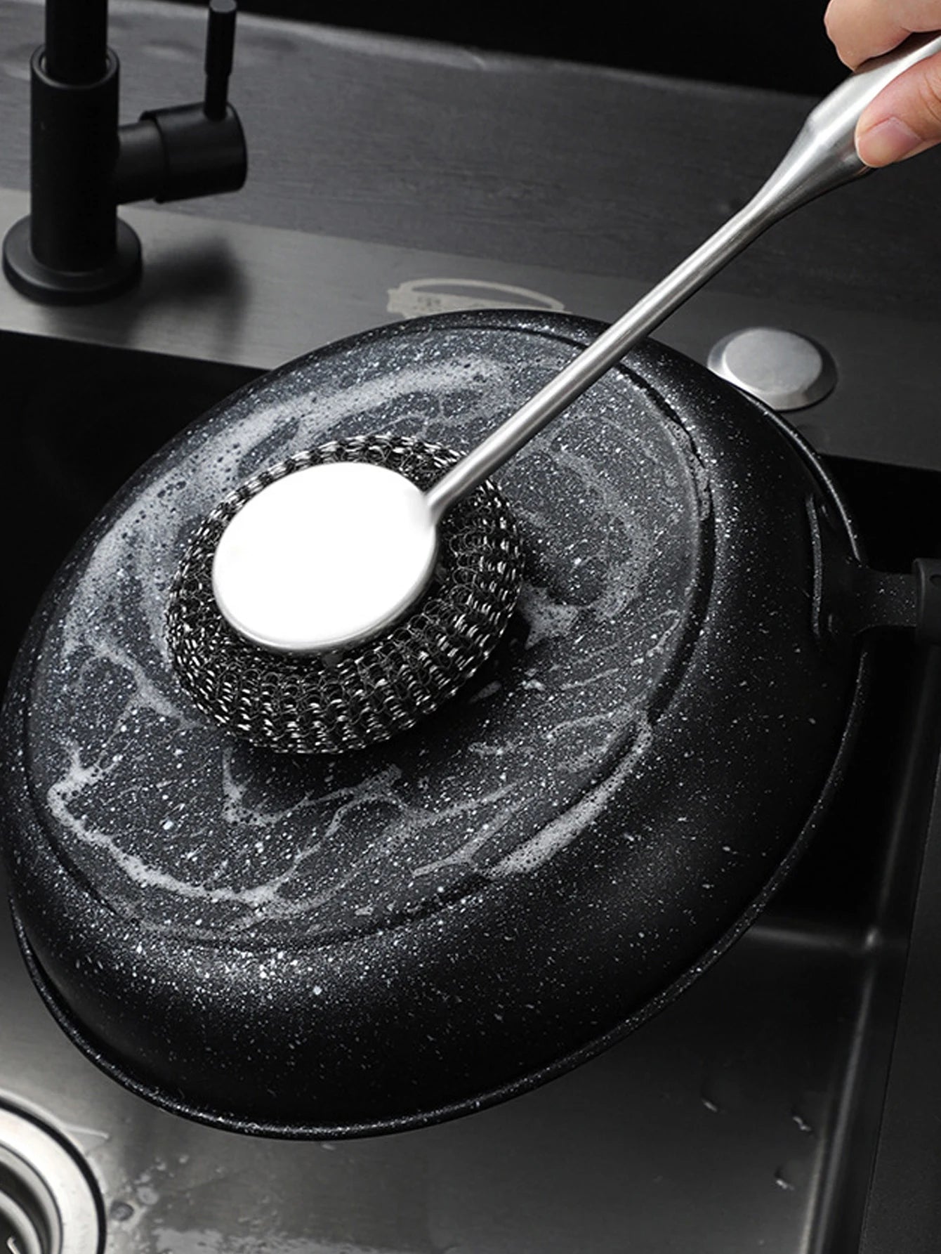 1PC Steel Wool Scrubber with Handle Stainless Steel Cleaning Brushes Cleaning Dishes Stock Pots Pans Griddles Grills