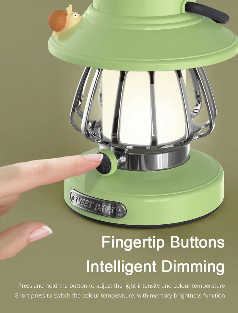 Punjiva kamp-lampa s temperaturnom bojom svjetla
