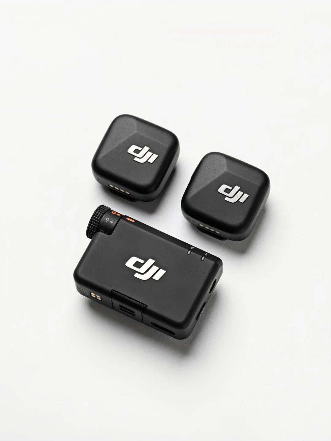 DJI Mic Mini Wireless Microphone System with Charging Case