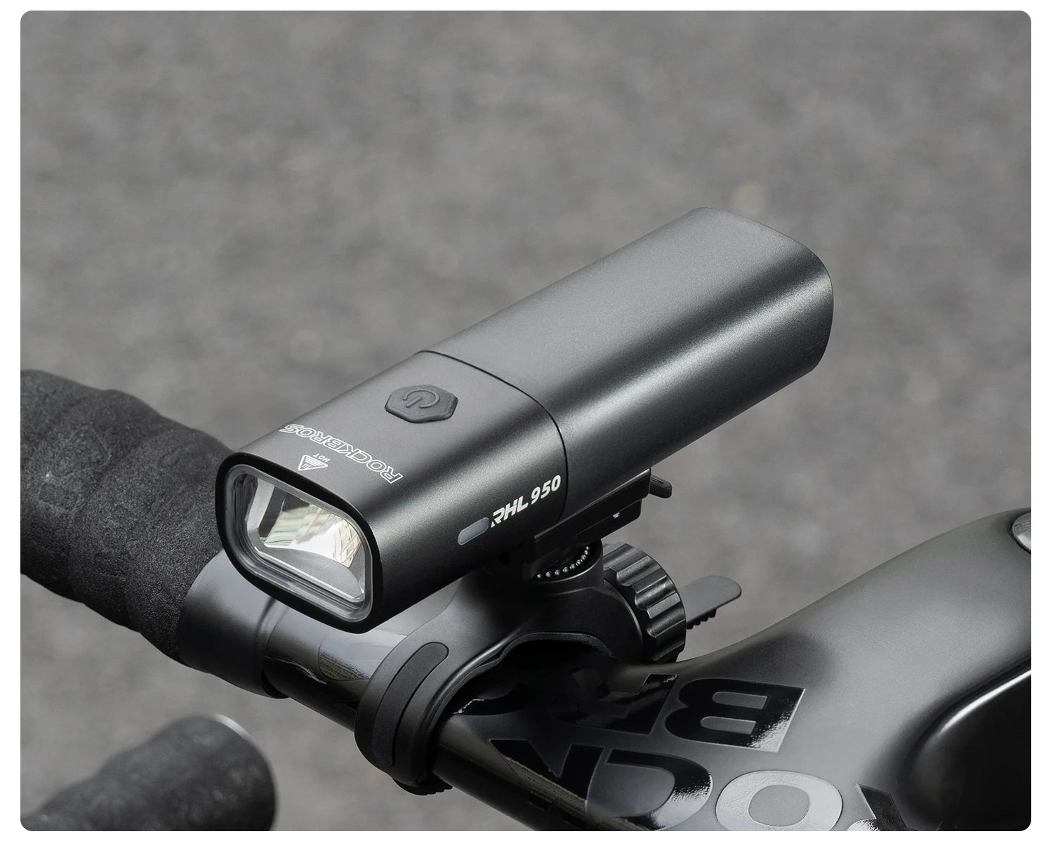 950LM USB Rechargeable Bike Headlight with IPX6 Waterproof