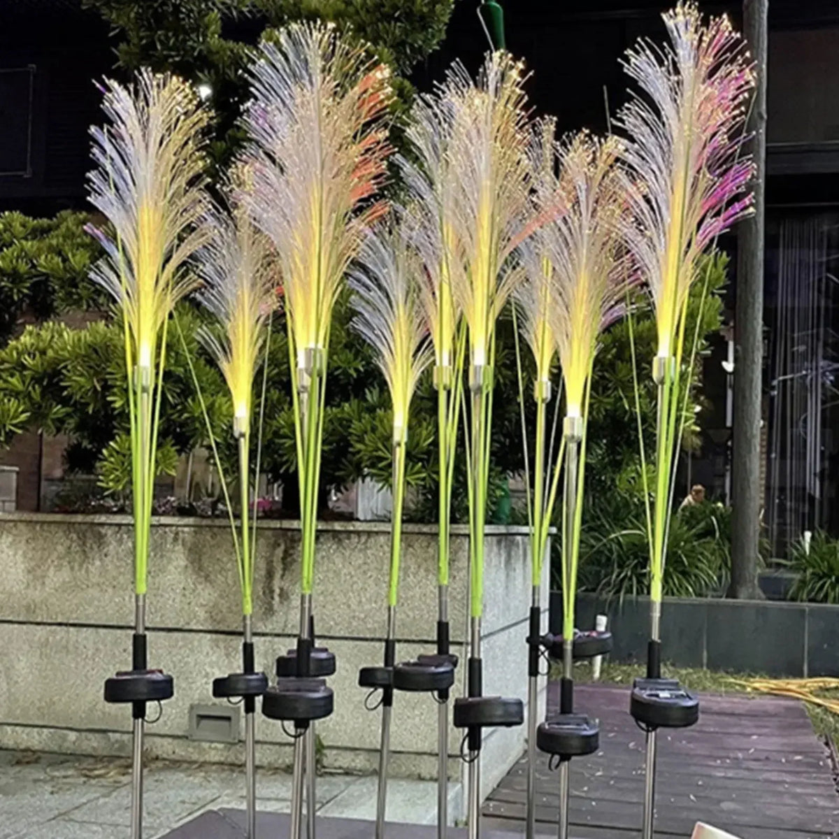 Solar Reed-Style Garden Accent Light