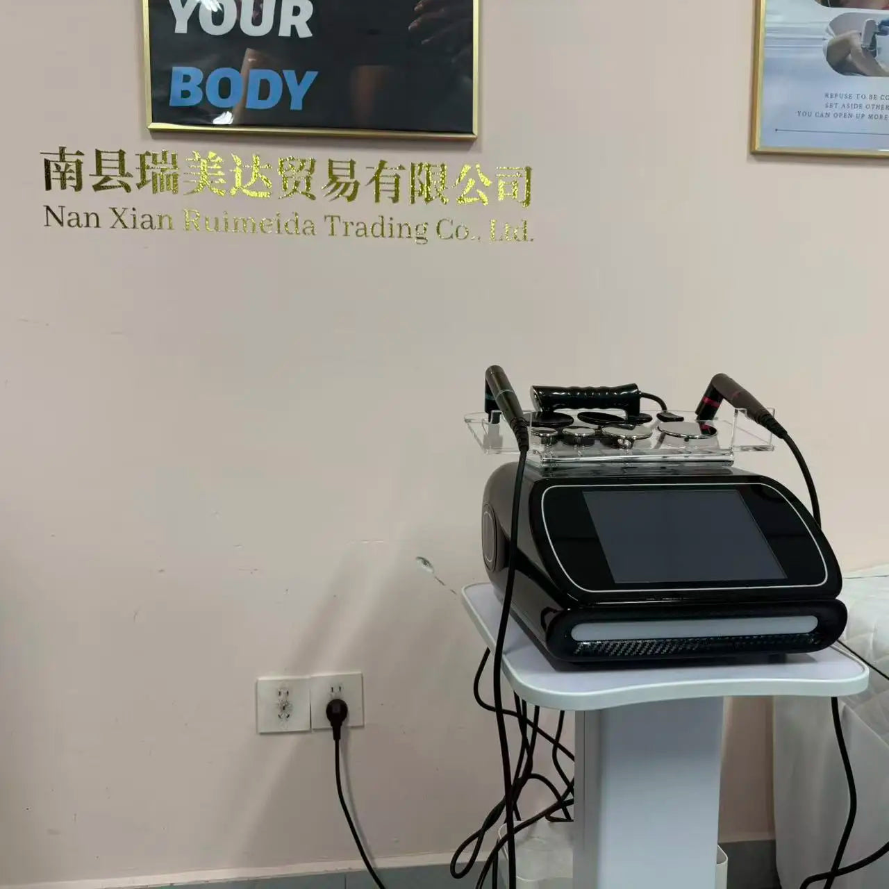448KHz Circulation Thermal Penetration Beauty Machine
