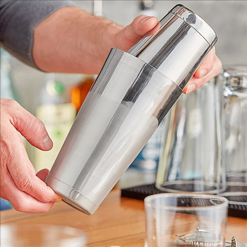 Dvodijelni shaker od nehrđajućeg čelika - 550/750 ml