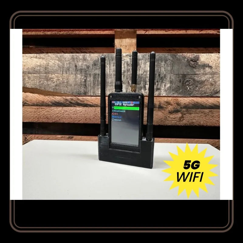 Modul ESP32 Marauder 4-în-1 cu antenă, USB, GPS și baterie