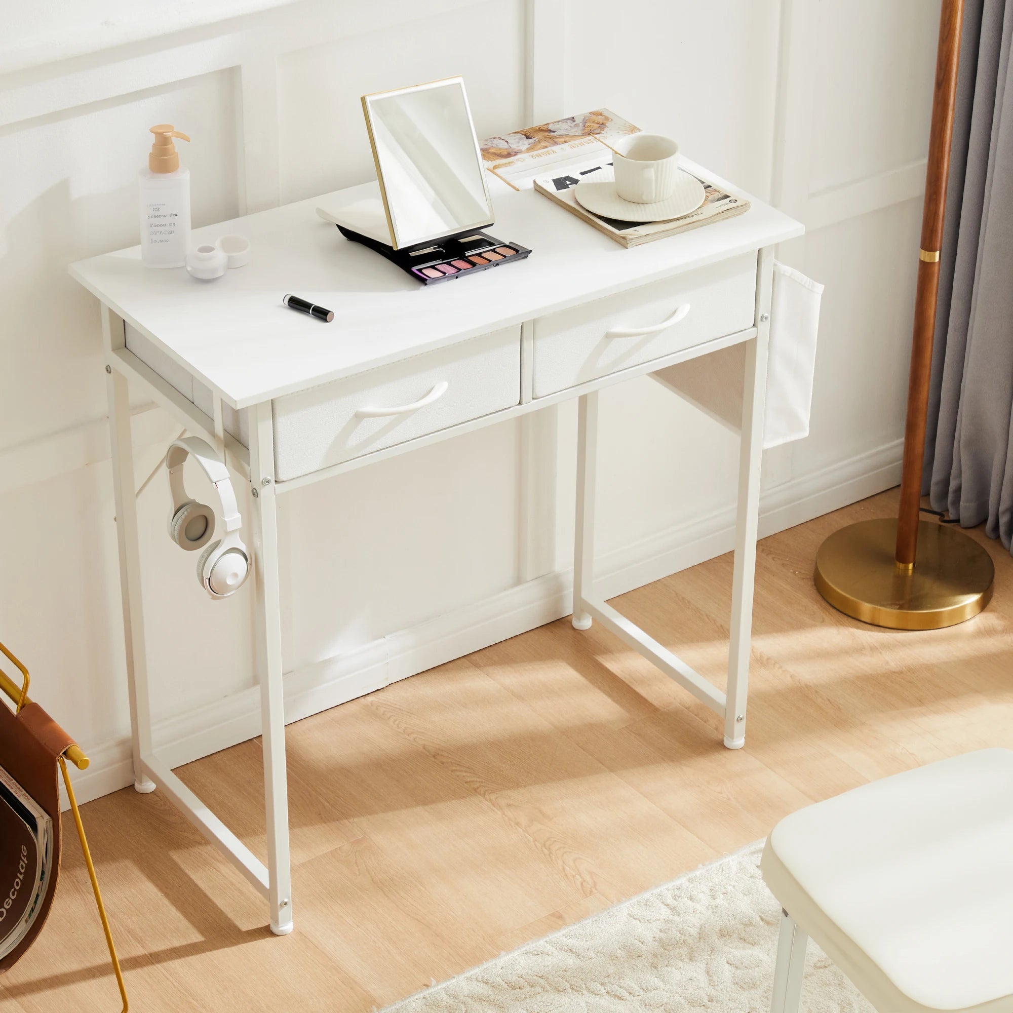 32-Inch Modern Office Desk with Fabric Drawers and Side Storage Bag