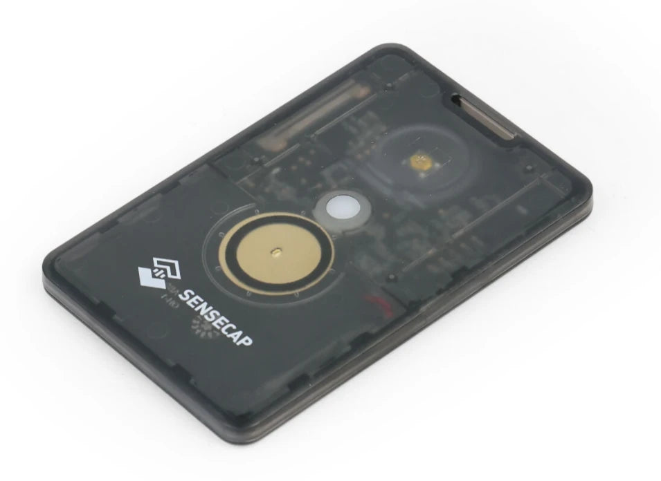 SenseCAP Card Tracker T1000‑E per Meshtastic con GPS e LoRa