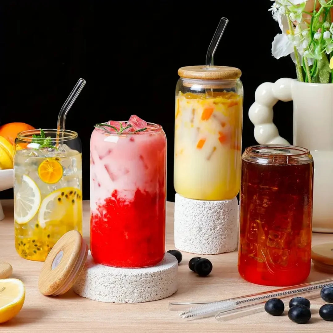 6-pack 550 ml glas med bambulock och glas-sugrör