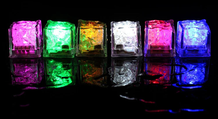 LED svietiace hračky do kúpeľa pre bábätká a deti