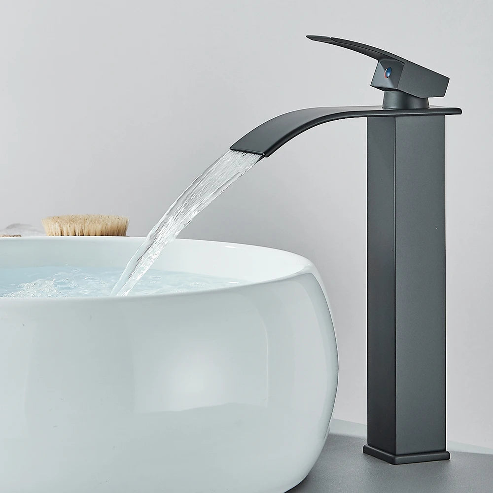 Matte Black Waterfall Basin Faucet – Single Handle Bathroom Mixer