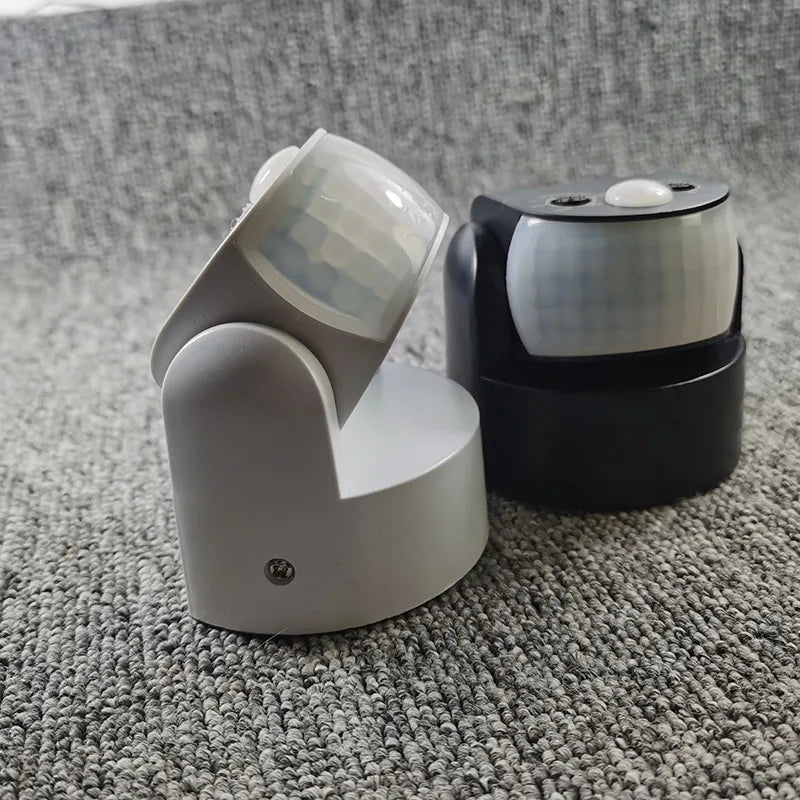 220-240 V PIR Lighting Switch with Adjustable Delay