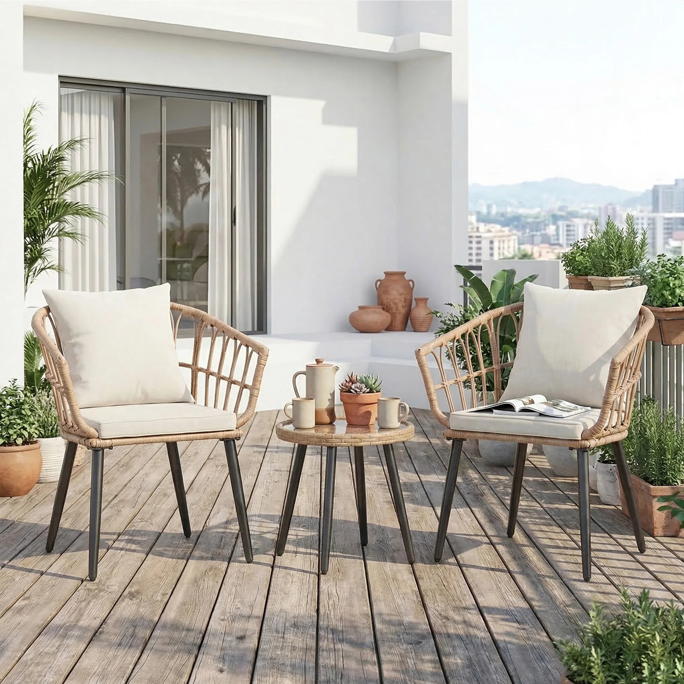 Set da esterno JHK 3 pezzi in vimini con cuscino morbido e tavolo con struttura in acciaio e vetro, sedie da patio intrecciate a mano per giardino e prato