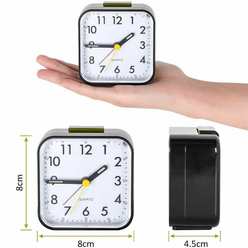 Compact Analogue Alarm Clock with Light and Snooze