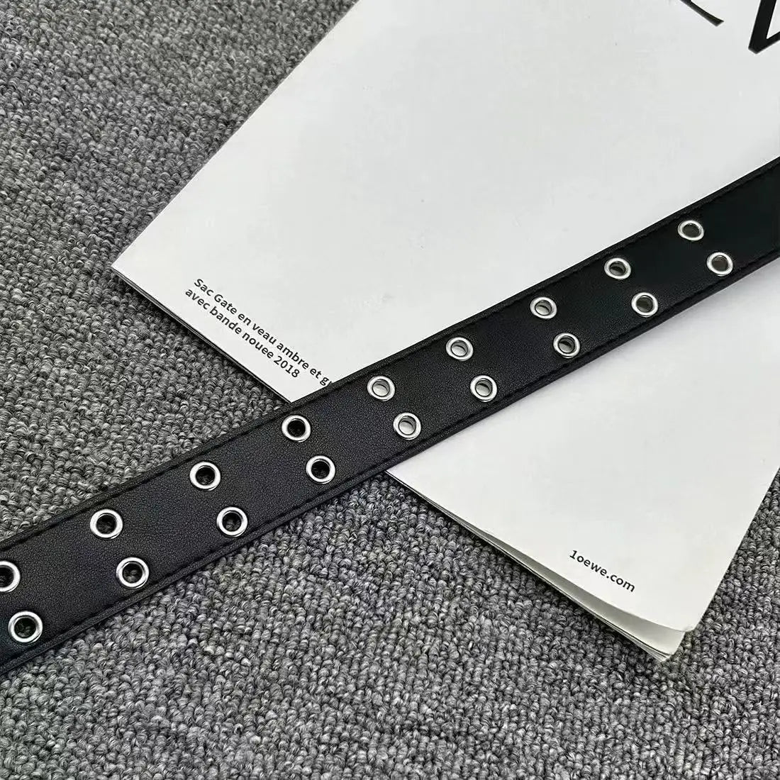 Nouveau Ceinture Punk de Mode Y2K Creuse en Cuir PU pour Hommes Femmes - Accessoire Tendance pour Cadeau, Ceintures de Taille Neutres Grande Taille