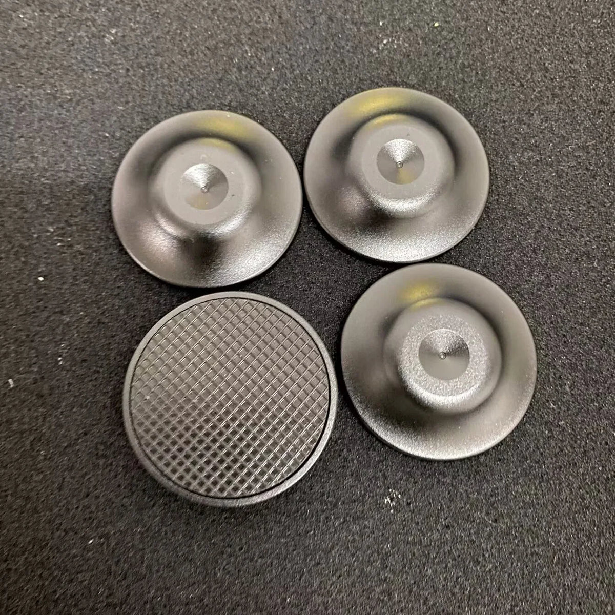 39 x 9 mm aluminium speakerpootjes, set van 4