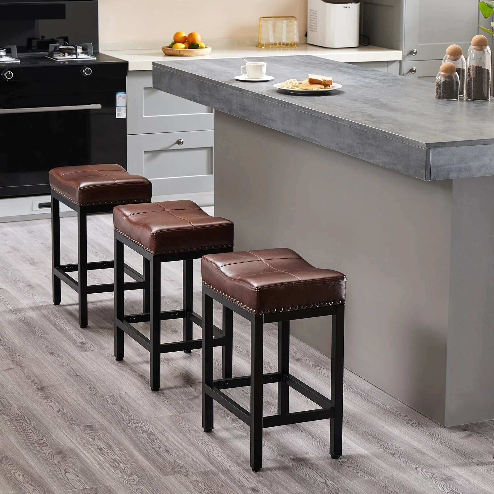 Adjustable PU Leather Saddle Bar Stools with Metal Base