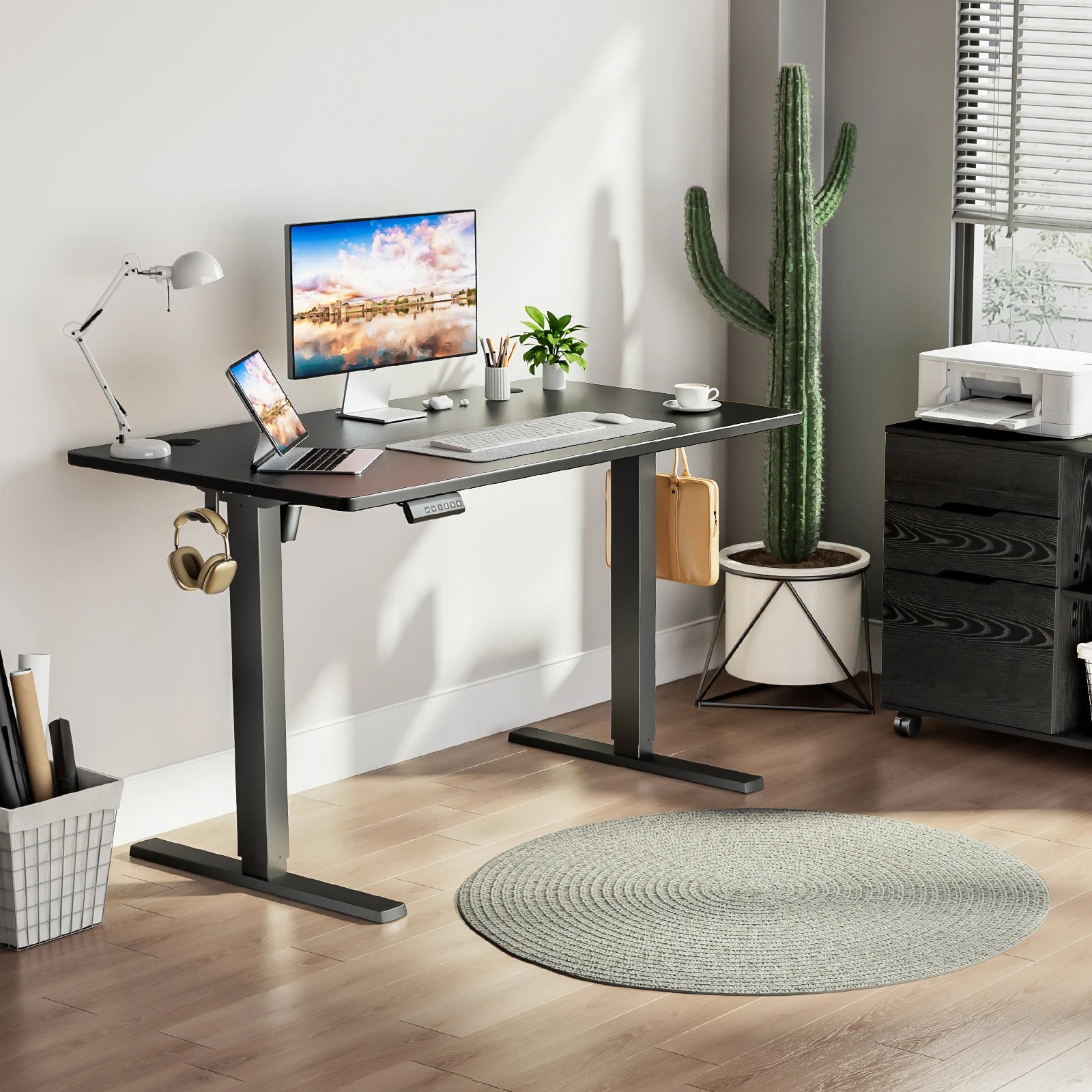 Electric Height Adjustable Standing Desk with Memory Settings