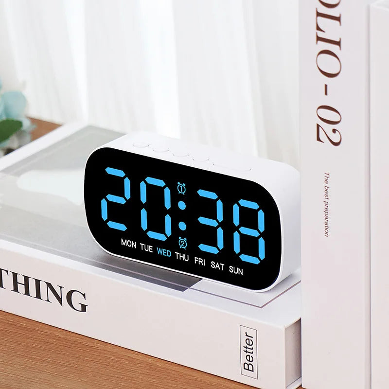 USB Digital Alarm Clock with Dual Alarms