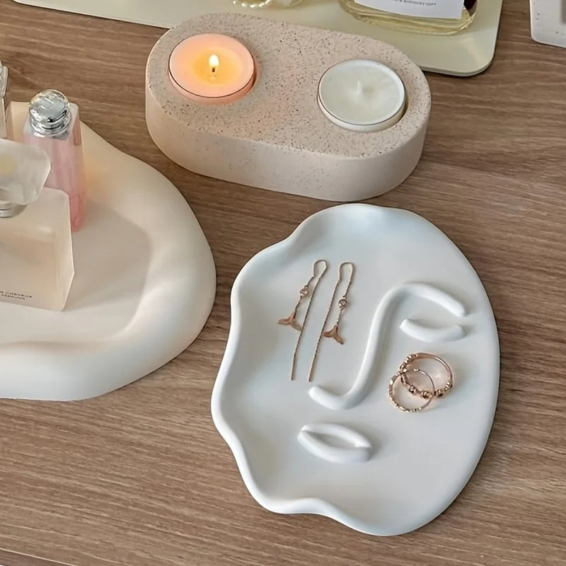 Molde de silicone para tabuleiro de resina com rosto abstrato