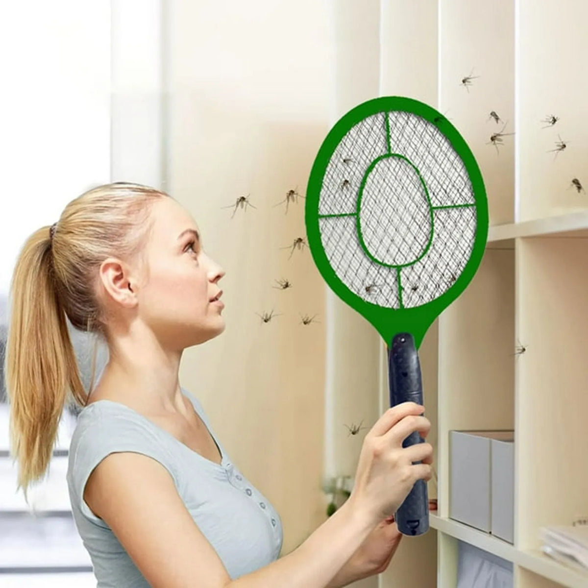 Battery-Powered Electric Fly Swatter