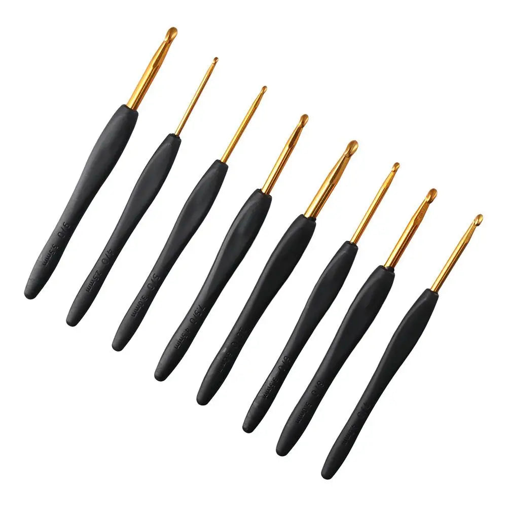 8PCS Black Crochet Hooks Set for Arthritic Hands,Ergonomic Crochet Hook Soft Crochet Needle,2.5-6.0mm Crochet Kit for Beginners