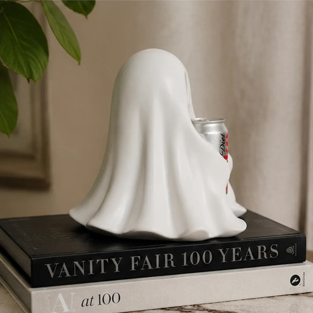 Spook in frisdrankblikje, ornament van hars
