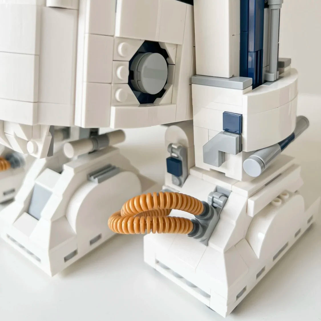 2314Pcs Space Robot Building Blocks Bricks R2 Robot R2D2 Figures Model Children's Toy Kid Boy Birthday Christmas Gifts