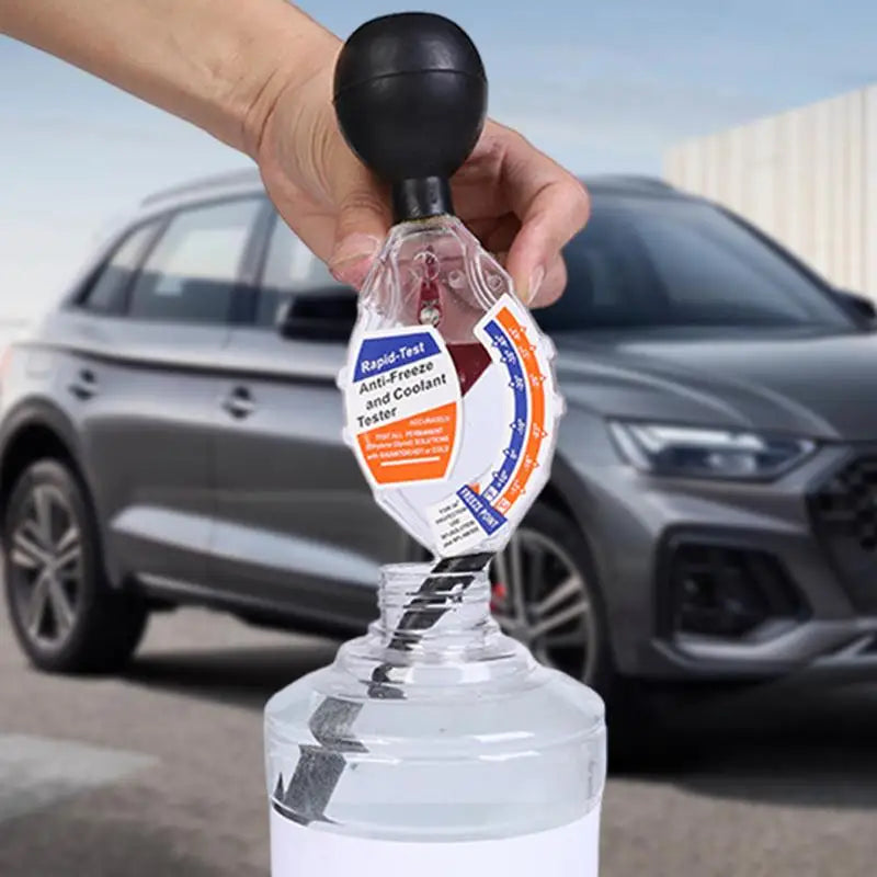 Prenosný tester chladiacej kvapaliny a nemrznúcej zmesi do automobilov