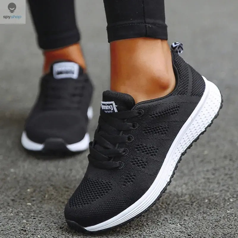 Women's Sneaker 2024 New Fashion Breathable Trainers Comfortable Sneakers Mesh Fabric Lace Up Women's Tennis Shoes For Women