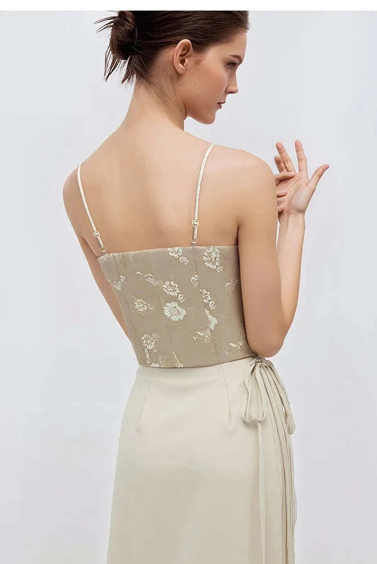 Amii Jacquard Floral Sling Vest Waist-Cinching Sleeveless Top-Khaki / L