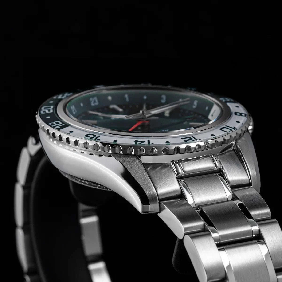 Automatic GMT Diver Watch NH34 Sapphire 200m Stainless Steel 41mm-Green