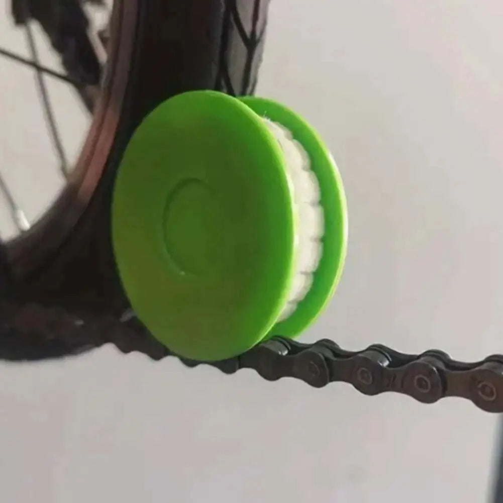 Bicycle Chain Lubricator for Smooth, Easy Bike Maintenance-green