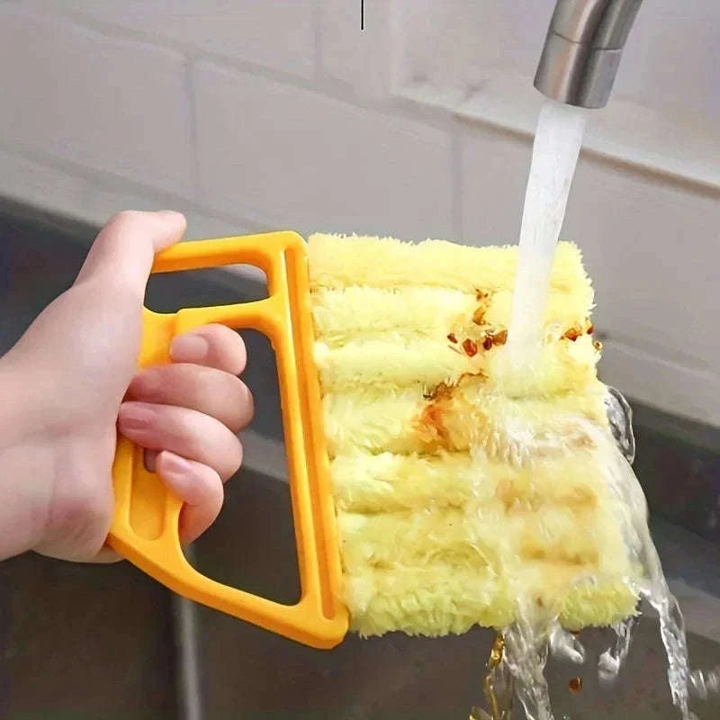 Blinds Window Cleaning Brush – Detachable Dust Removal Tool-Yellow