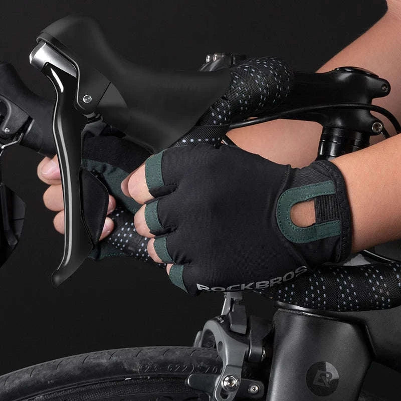 Breathable Half-Finger Cycling Gloves with Sweat-Wicking Mesh-S260 / L