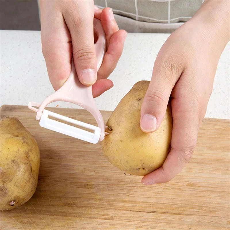 Ceramic Peeler with Precision Ceramic Blade-Blue
