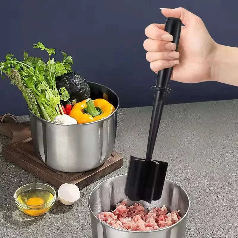 Chicken Shredder Tool with Non-Slip Base and Rotating Handle-rotundity / United States