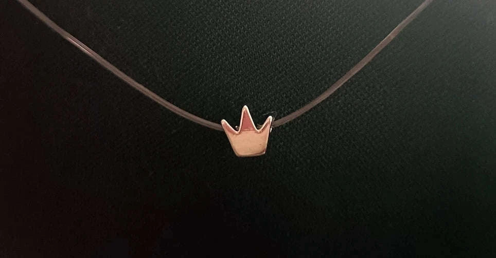 Dazzling Zircon Floating Necklace-6 claw
