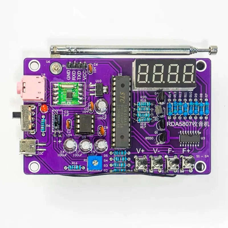 DIY FM Radio Electronic Kit 87-108MHz Adjustable Frequency Digital Display Soldering Project Practice Solder RDA5807S-HU 017B With Shell / China Mainland