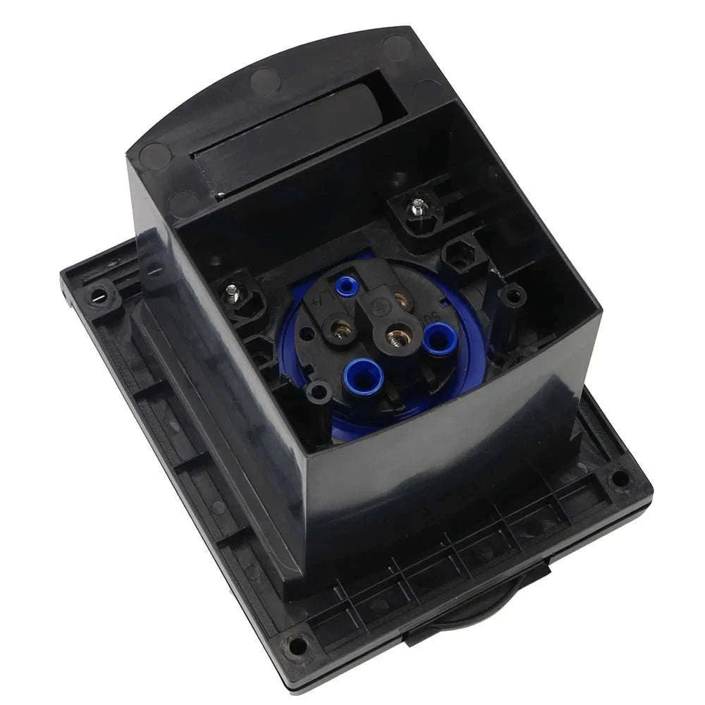 External Flush Hook Up Socket with Cover 220V-240V 16A-Only Socket