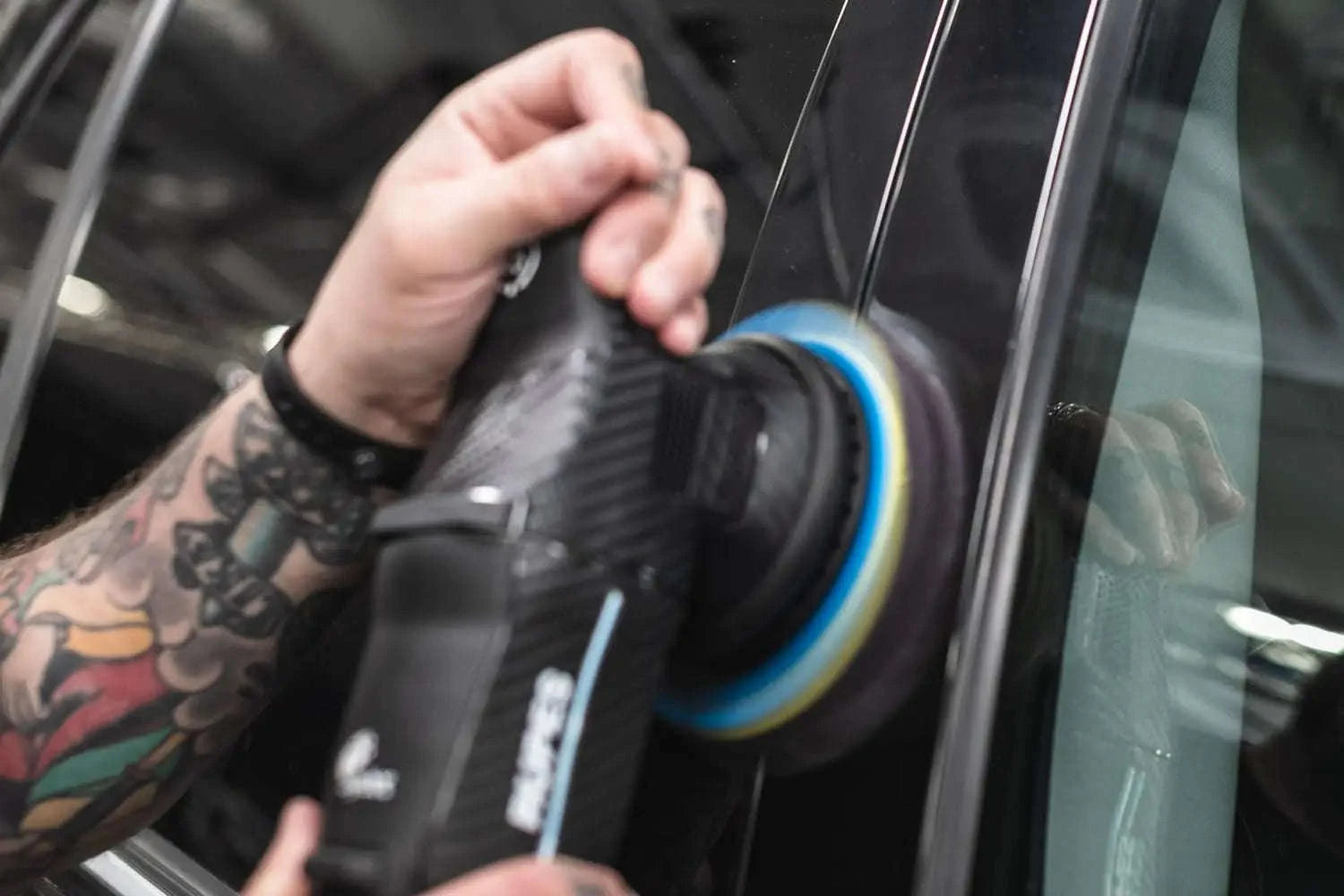 Fine Cut Polishing Compound for Smooth Paint Restoration-As shown