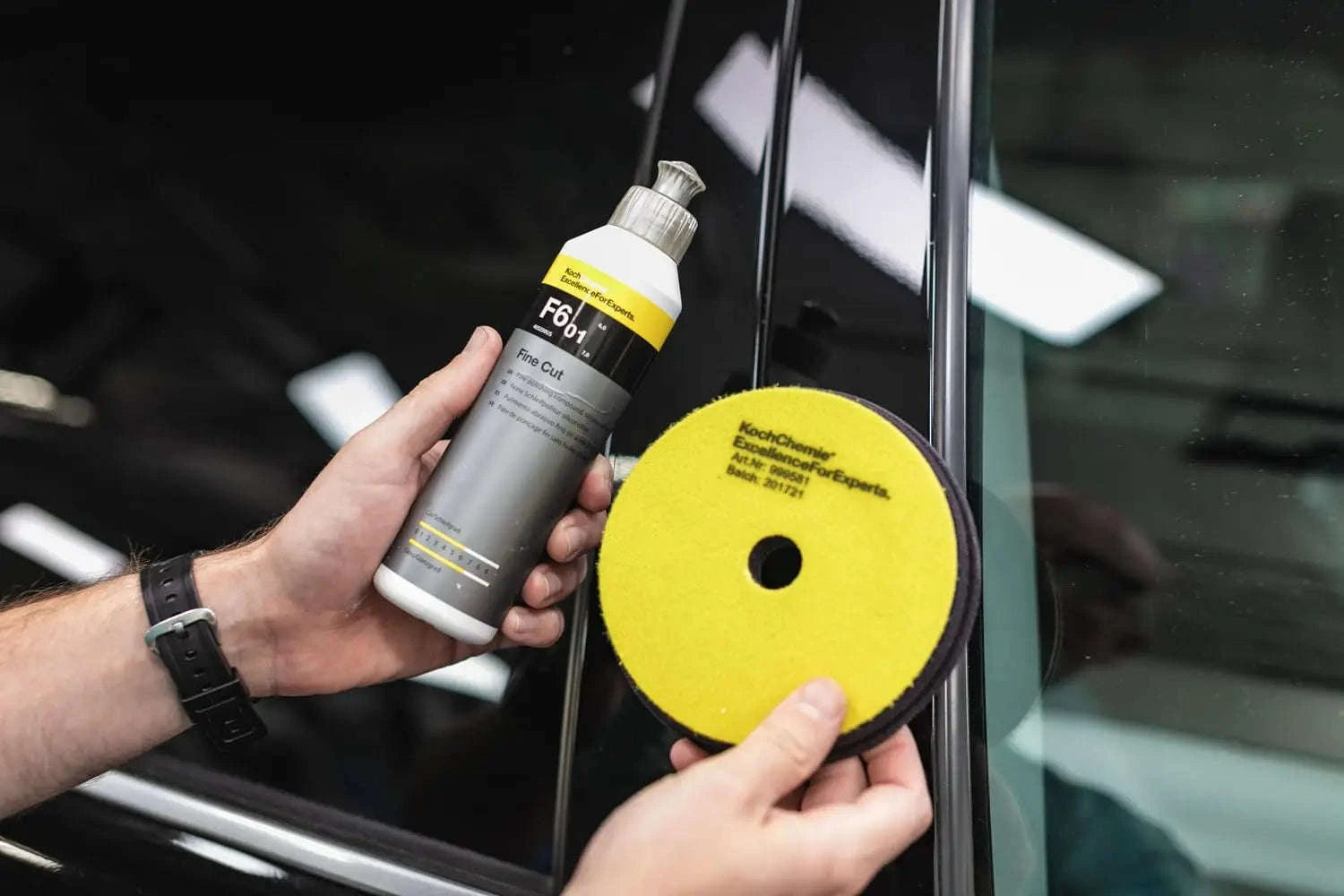 Fine Cut Polishing Compound for Smooth Paint Restoration-As shown