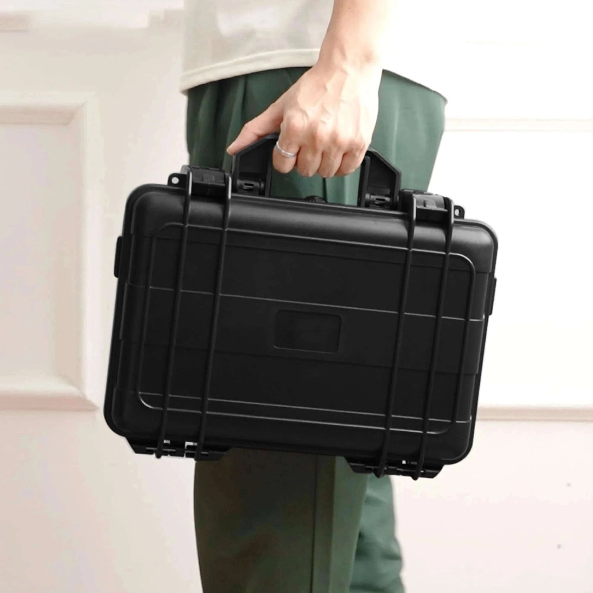 Hard Shell Travel Case for DJI Mini 4 Pro-Black