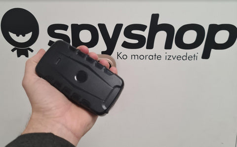 GPS sledilnik na baterije in magnet, vodoodporen za vsaj 30 dni aktivnega sledenja na eno polnjenje - brez naročnin