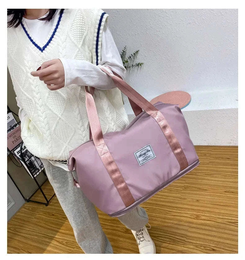 Large-Capacity Travel Bag for Women with Handle-Pink