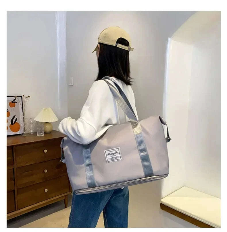 Large-Capacity Travel Bag for Women with Handle-Pink